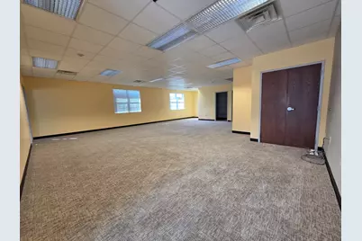 822 Infantry Drive #105, Joliet, IL 60435 - Photo 5