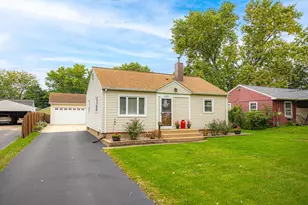 1216 John St, Joliet, IL 60435 - Photo 1