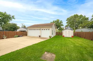 1216 John St, Joliet, IL 60435 - Photo 17