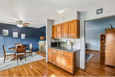 256 Meadows Drive, Sugar Grove, IL 60554 - Photo 7