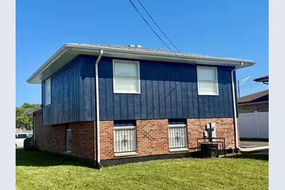 931 Miller Place, Phoenix, IL 60426 - Photo 3