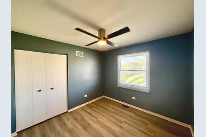 931 Miller Place, Phoenix, IL 60426 - Photo 7
