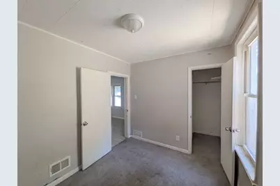 11527 S Parnell Avenue, Chicago, IL 60628 - Photo 13