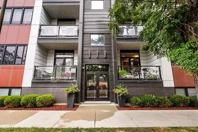 1300 N Claremont Avenue #1E, Chicago, IL 60622 - Photo 3