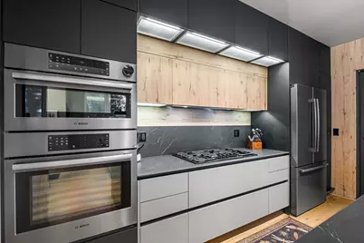 1300 N Claremont Avenue #1E, Chicago, IL 60622 - Photo 7