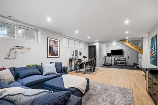 1300 N Claremont Ave, Chicago, IL 60622 - Photo 27