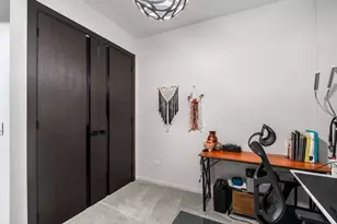 1300 N Claremont Ave, Chicago, IL 60622 - Photo 37