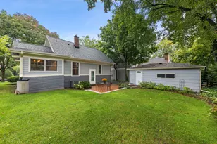 873 Hillside Ave, Glen Ellyn, IL 60137 - Photo 19