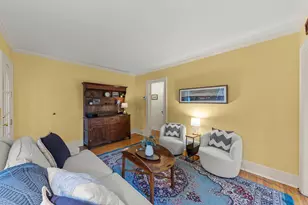 873 Hillside Ave, Glen Ellyn, IL 60137 - Photo 3