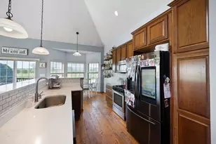 370 Sunset Blvd, Beecher, IL 60401 - Photo 7