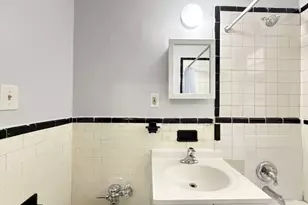 917 W Eastwood Ave, Chicago, IL 60640 - Photo 17