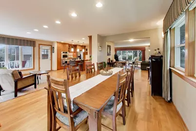 1914 N Burke Drive, Arlington Heights, IL 60004 - Photo 7
