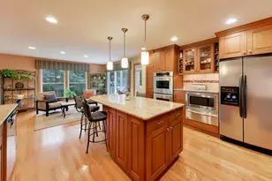 1914 N Burke Dr, Arlington Heights, IL 60004 - Photo 9