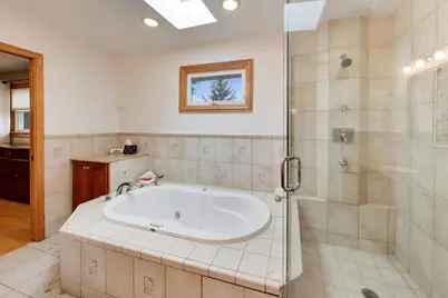 1914 N Burke Drive, Arlington Heights, IL 60004 - Photo 23