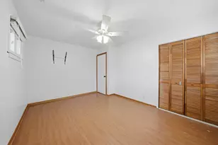 422 Suwanee St, Park Forest, IL 60466 - Photo 9