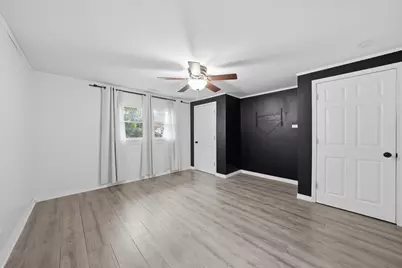 422 Suwanee Street, Park Forest, IL 60466 - Photo 13