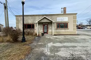 703 Childs St, Wheaton, IL 60187 - Photo 1