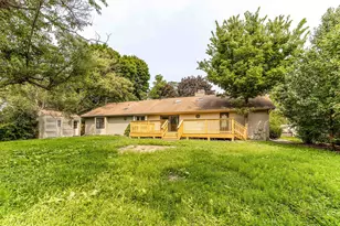 300 6th St, Wheeling, IL 60090 - Photo 27