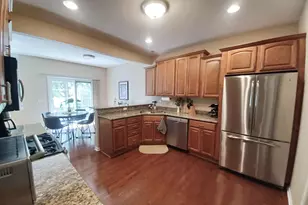 1175 Kingsmill Dr, Algonquin, IL 60102 - Photo 13