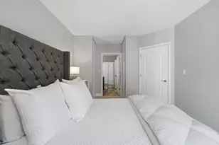 222 N Columbus Dr, Chicago, IL 60601 - Photo 13