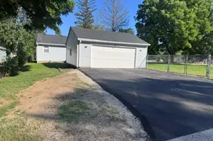 2716 Gideon Ave, Zion, IL 60099 - Photo 33