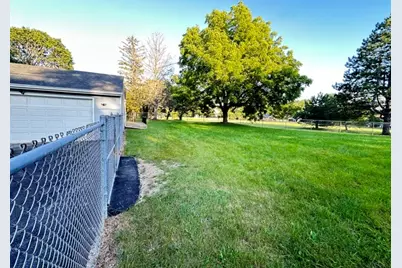 2716 Gideon Avenue, Zion, IL 60099 - Photo 31
