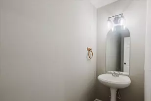 603 Wildberry Dr, Normal, IL 61761 - Photo 19