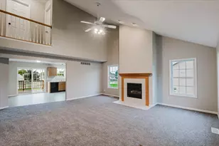 603 Wildberry Dr, Normal, IL 61761 - Photo 5