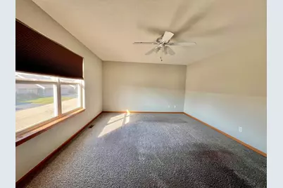 1172 Rose Drive, Sycamore, IL 60178 - Photo 11