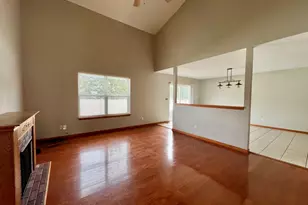 1172 Rose Dr, Sycamore, IL 60178 - Photo 7