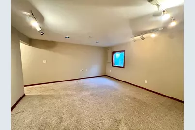 1172 Rose Drive, Sycamore, IL 60178 - Photo 15