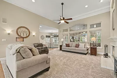 1805 Country Hills Drive, Yorkville, IL 60560 - Photo 5