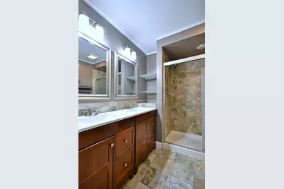 8164 N Carrolton Court, Hanover Park, IL 60133 - Photo 35