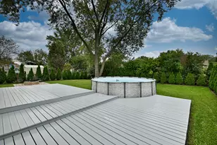 8164 N Carrolton Ct, Hanover Park, IL 60133 - Photo 49