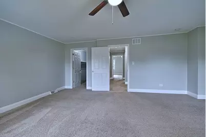 8164 N Carrolton Court, Hanover Park, IL 60133 - Photo 31