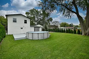 8164 N Carrolton Ct, Hanover Park, IL 60133 - Photo 51
