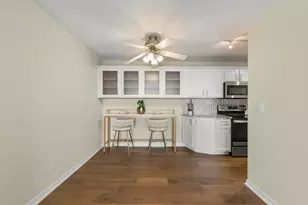 1043 S York Rd, Bensenville, IL 60106 - Photo 3