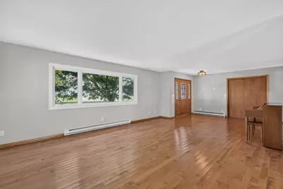 1347 N 33rd Road, Ottawa, IL 61350 - Photo 5