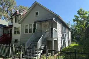 7931 S Muskegon Ave, Chicago, IL 60617 - Photo 1