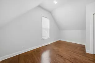 852 N Trumbull Ave, Chicago, IL 60651 - Photo 15