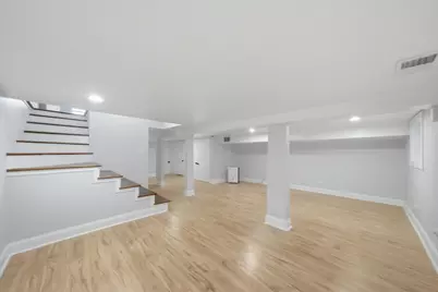 852 N Trumbull Avenue, Chicago, IL 60651 - Photo 23