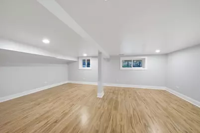 852 N Trumbull Avenue, Chicago, IL 60651 - Photo 29