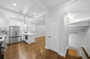 852 N Trumbull Ave, Chicago, IL 60651 - Photo 11
