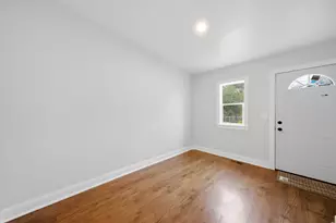 852 N Trumbull Ave, Chicago, IL 60651 - Photo 13