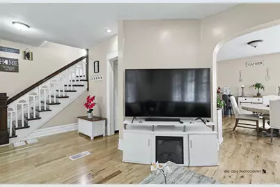415 S 20th Avenue S, Maywood, IL 60153 - Photo 5