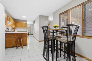 16630 Fairfax Ct, Tinley Park, IL 60477 - Photo 9