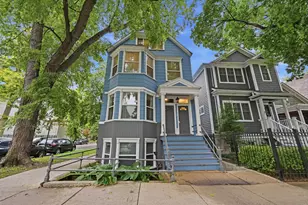 2135 W Barry Ave, Chicago, IL 60618 - Photo 1
