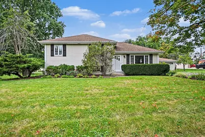 708 Glendale Drive, Prospect Heights, IL 60070 - Photo 1