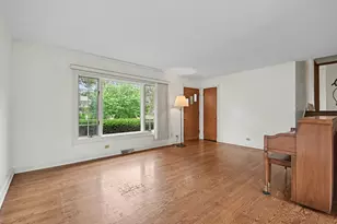 708 Glendale Dr, Prospect Heights, IL 60070 - Photo 3