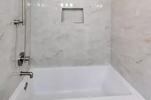 939 W Madison St, Chicago, IL 60607 - Photo 17